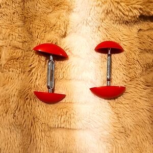 Tool to use to loosen up new shoes